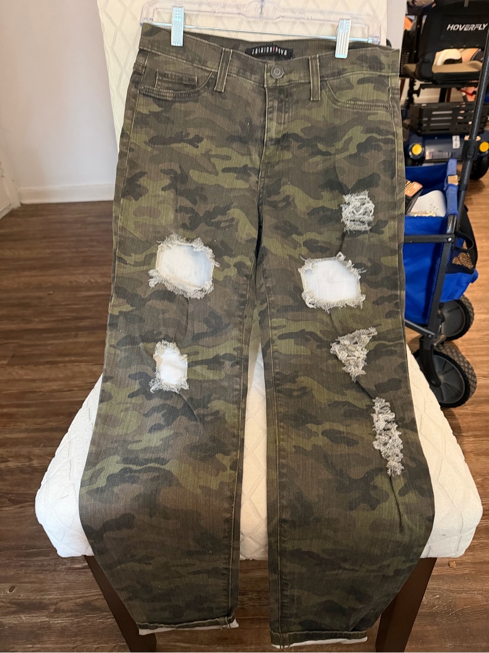 Fashion Nova Camo Straight Leg Jeans Waist 11 in Green & Black